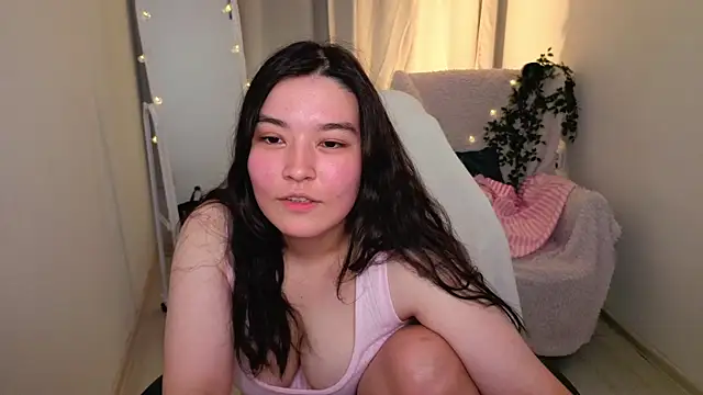 MomoRins online show from May 20, 1:57 am