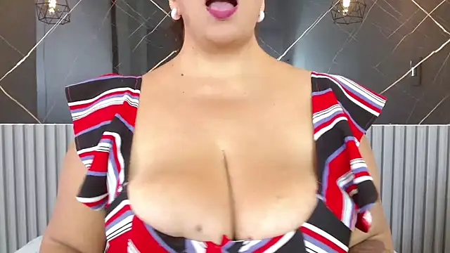 BarbaraGraf online show from July 8, 12:40 pm