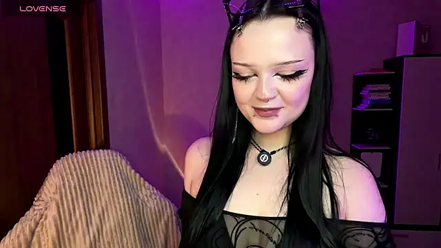 DollAnora online show from August 3, 8:58 pm