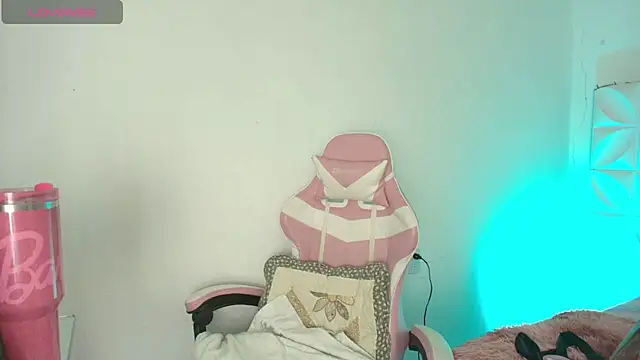 Ivonny Goldie online show from June 30, 11:04 pm