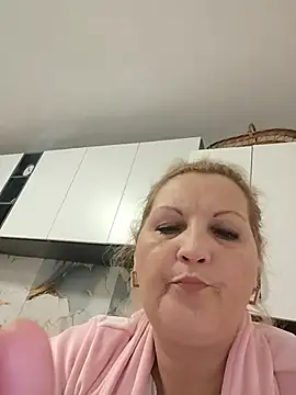 Divineblond online show from March 9, 8:56 pm