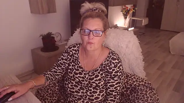 Divineblond online show from October 16, 10:56 pm