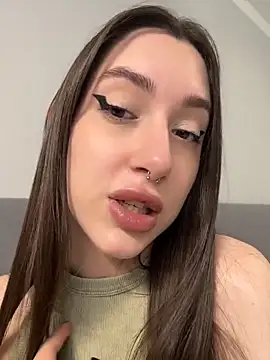 BOOMFOXY online show from June 12, 12:35 pm