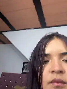 AlissonContreras  online show from April 30, 10:58 pm