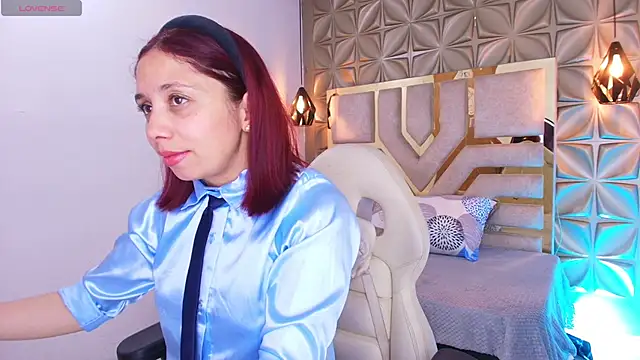 stephaniesun  online show from June 5, 1:17 pm