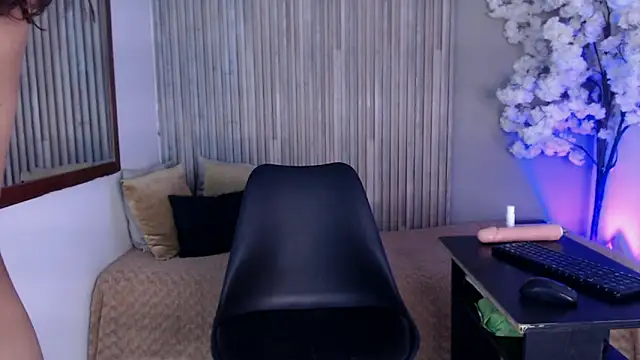  Arianna Fox online show from May 30, 4:54 am