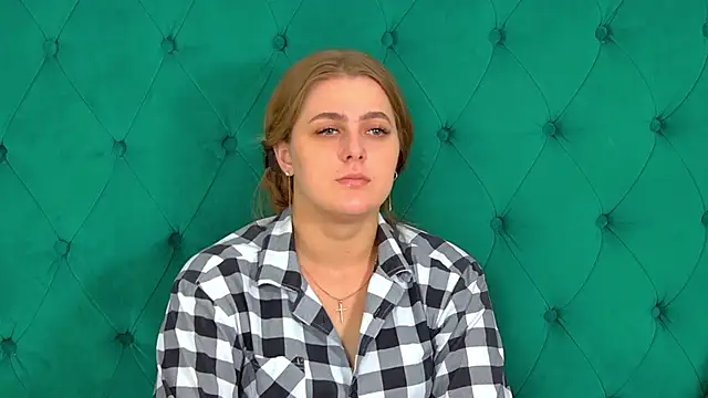 EllaBells online show from June 17, 5:31 am