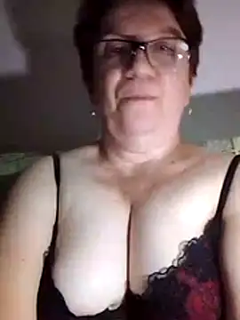 KetQueen101 online show from August 2, 8:23 pm