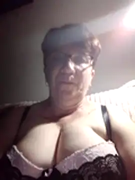 KetQueen101 online show from June 20, 9:07 pm