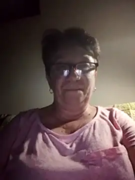 KetQueen101 online show from July 3, 8:37 pm