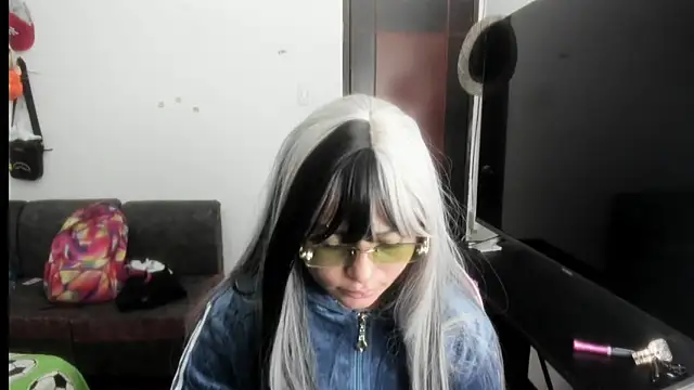 romina23 online show from May 10, 10:01 pm