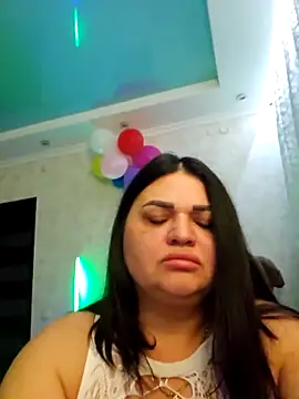 -CUTE-EVVIL- online show from April 25, 7:33 pm