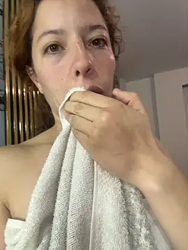 lyra-marco online show from July 25, 8:32 am