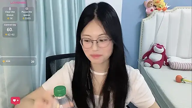 Luna-666 online show from May 27, 2:03 pm