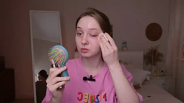 ooopsitscandy online show from June 22, 6:05 pm