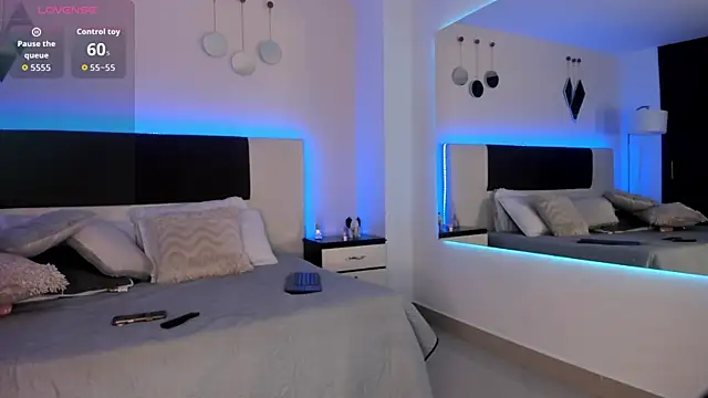 Sky Loren online show from July 23, 1:07 am