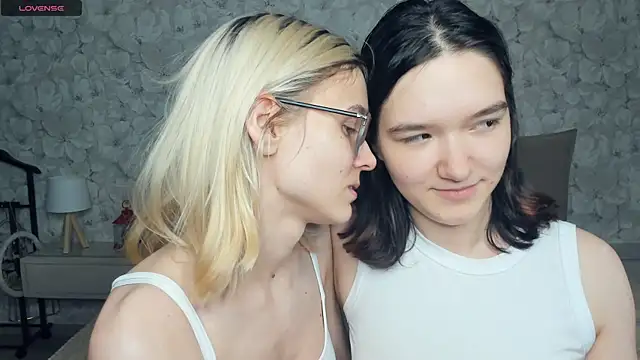 KarinStfleur online show from July 28, 7:39 pm