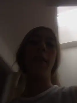 ZoeyPetit online show from May 30, 2:26 pm