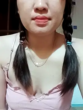Kee2000 online show from May 29, 2:48 pm