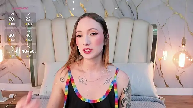Hannah Lane online show from July 8, 12:29 pm