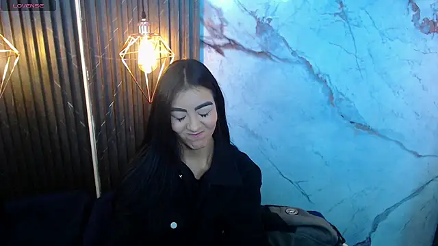 RoxxySweet01 online show from April 29, 4:31 pm