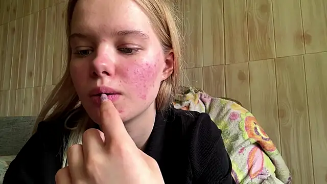 Malinwitch online show from July 7, 1:47 pm