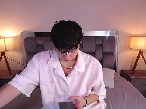 Asher addamss  online show from June 28, 5:58 am