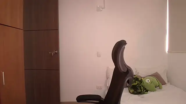 abbyyandmaxx online show from June 19, 4:21 pm