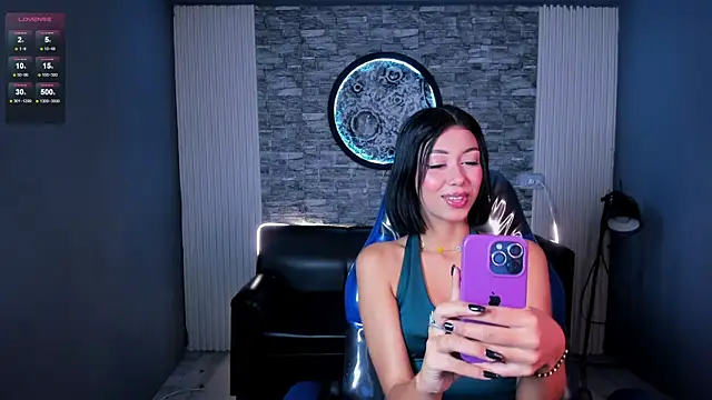 gemma 19  online show from June 27, 7:09 pm