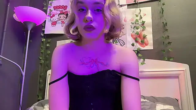 Miss Amy00 online show from July 27, 8:39 pm