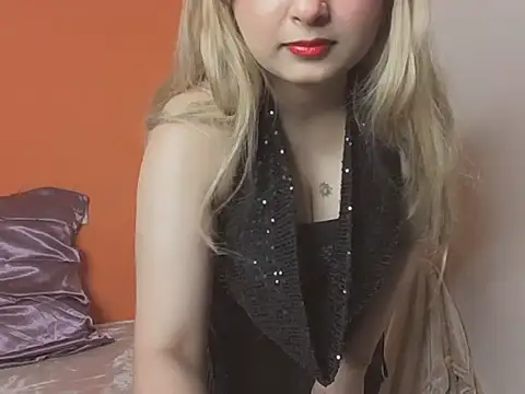 PrivateLuxeX online show from August 2, 6:22 pm