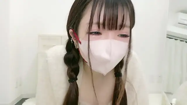 renochan v online show from May 3, 2:53 pm