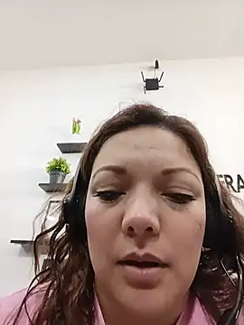 SAMANTHA--02 online show from July 22, 1:45 pm