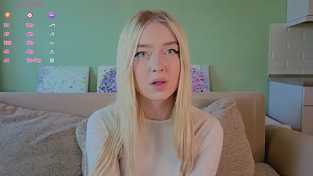 Chanelbayerr online show from April 30, 6:40 am