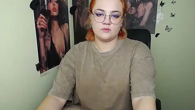 RinaRiii online show from May 2, 9:34 am