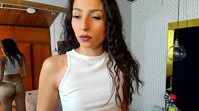 ANAMARIAMD online show from June 2, 8:21 pm