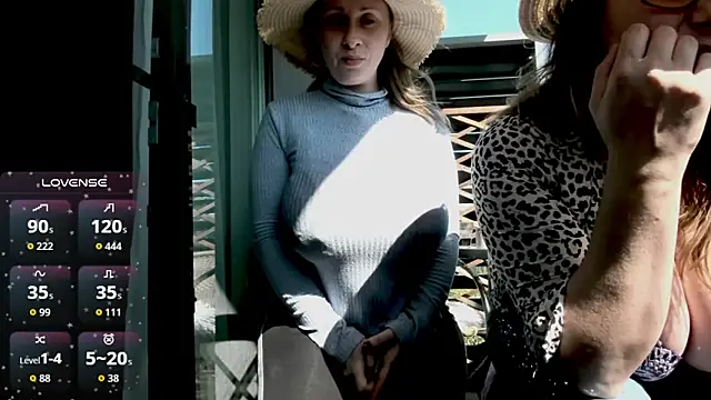 BrinaLovee online show from May 16, 6:27 am