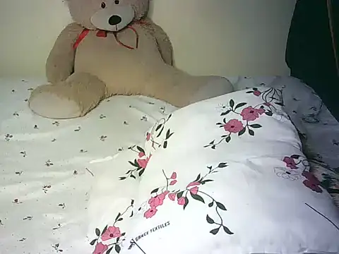 lovvelyheers online show from July 7, 3:26 pm