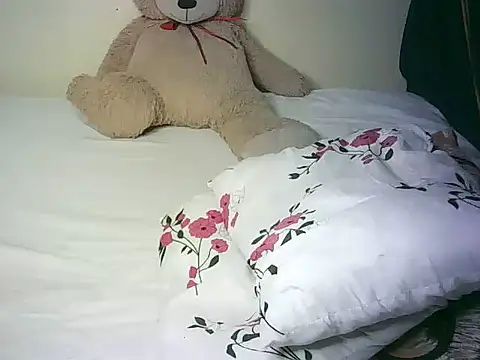 lovvelyheers online show from July 15, 5:28 pm
