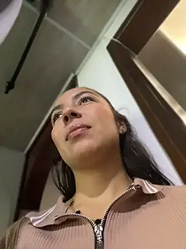 Julieth ec online show from July 31, 12:39 pm