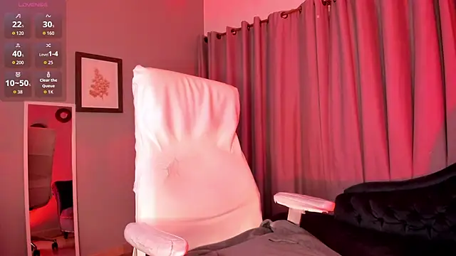 Scarlet Big boobs online show from July 15, 4:17 am