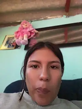 FernandaHils online show from June 10, 9:57 pm