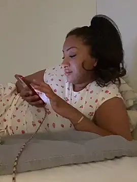 juicyprincess66 online show from June 6, 7:53 pm