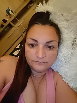 LunaMoonlira online show from June 19, 9:07 pm