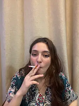 Lilywant online show from June 9, 6:18 pm