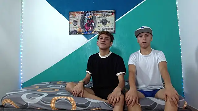 wild boys zs online show from June 5, 5:33 am