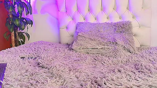 foxxy Angel online show from May 9, 4:42 pm