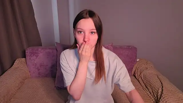 lolytaberry online show from May 13, 1:44 am