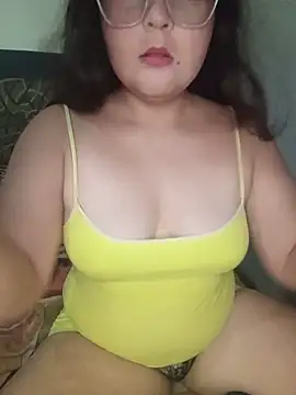 Valentina AB online show from June 5, 7:20 pm
