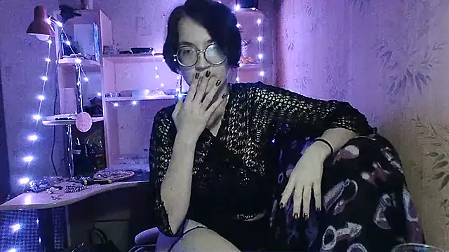 Alessa Kiss online show from May 9, 7:27 pm